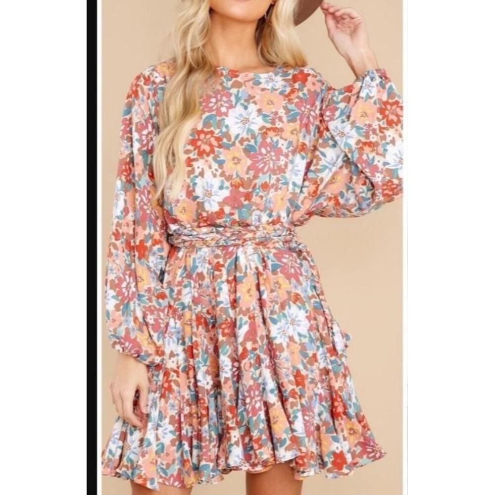 STUNNING STORIA BOHO FLORAL SWING DRESS Size Medium *NO BELT*